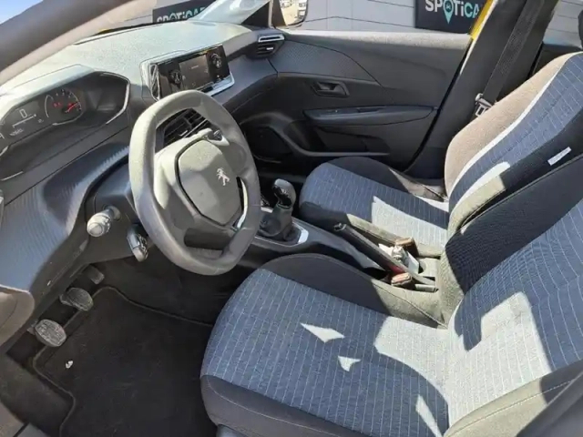 Peugeot 208 puretech 75 s&amp;s bvm5 like — photo 9