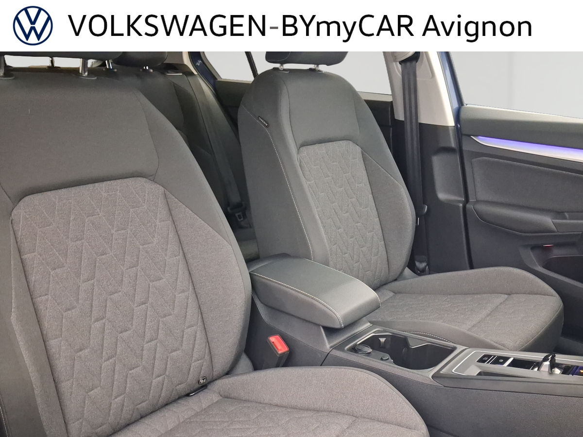 Volkswagen Golf 1.5 eTSI EVO2 116 DSG7 — photo 27