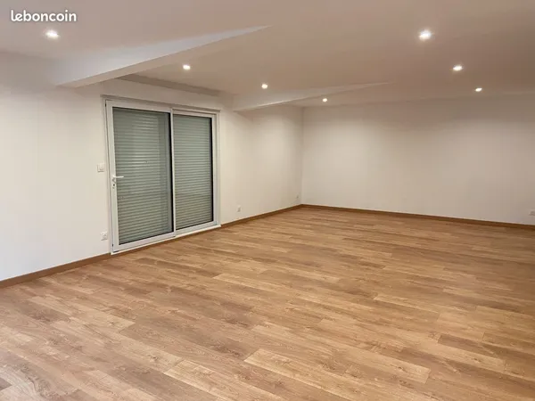 🏡 À LOUER - BELLE MAISON DE 142 m² AVEC JARDIN À ROSULT (59230)