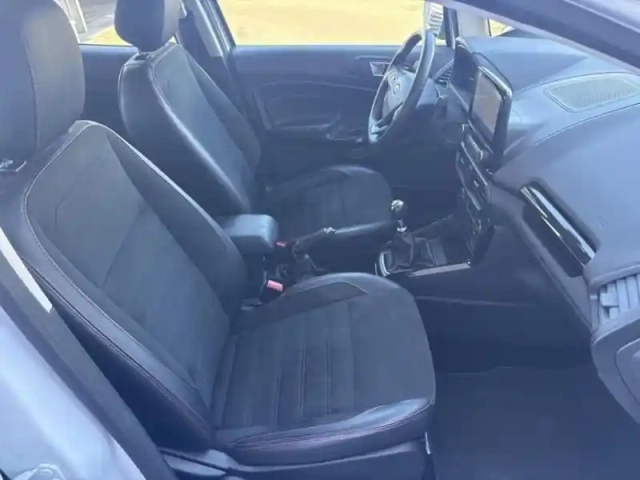 Ford Ecosport 1.5 ecoblue 100ch st-line euro6.2 — photo 11