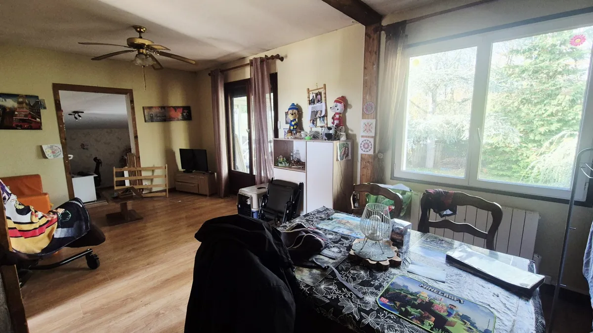 Photo 3