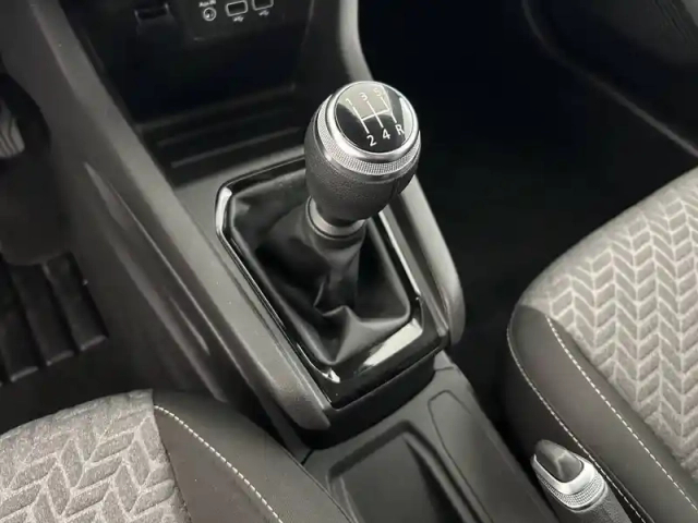 Renault Clio sce 65 — photo 13