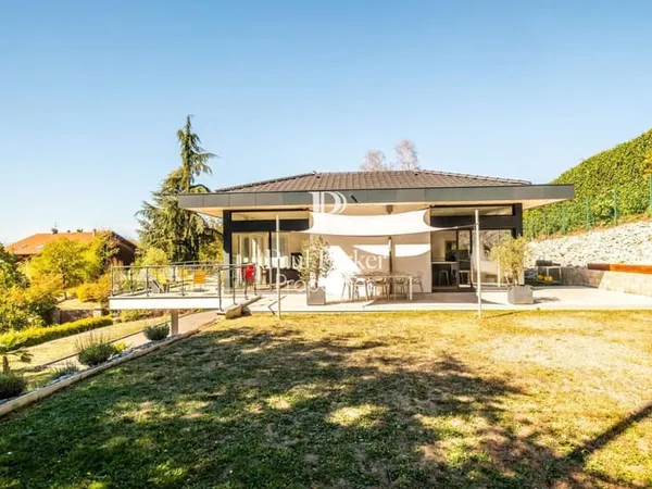 Maison d'architecte 5 pièces 180 m2 avec vue