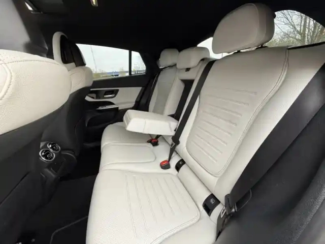 Mercedes Glc 300 e hybrid eq 4matic amg line — photo 23