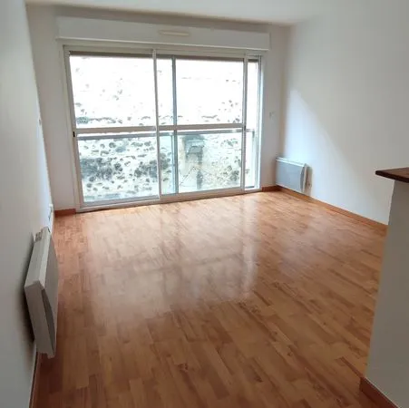 Beau T3 53 m² sans travaux Bordeaux Chartrons