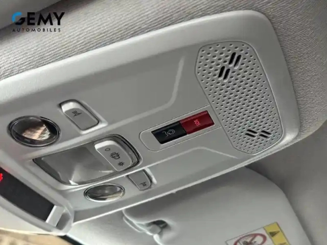 Peugeot 208 hybrid 100 e-dcs6 — photo 27