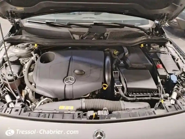 Mercedes Gla classe  220 d 4-matic fascination 7-g dct a — photo 7