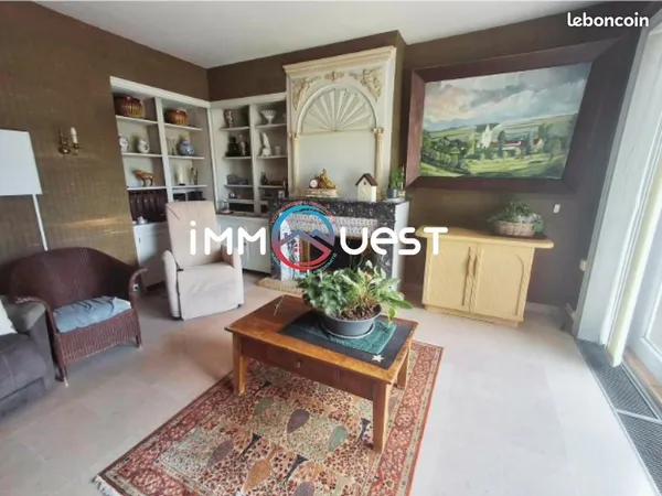Maison 8 pièces 210 m²