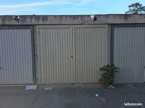 Garage à louer