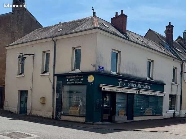 Local commercial 250 m² avec appartement - Les Aix-d'Angillon