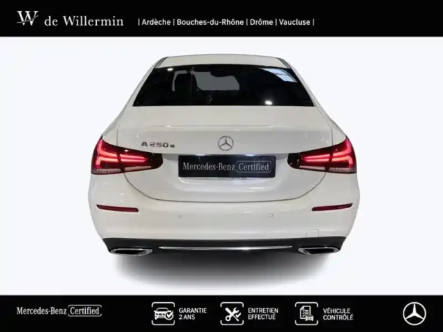 Mercedes Classe A 250 e berline progressive line — photo 32