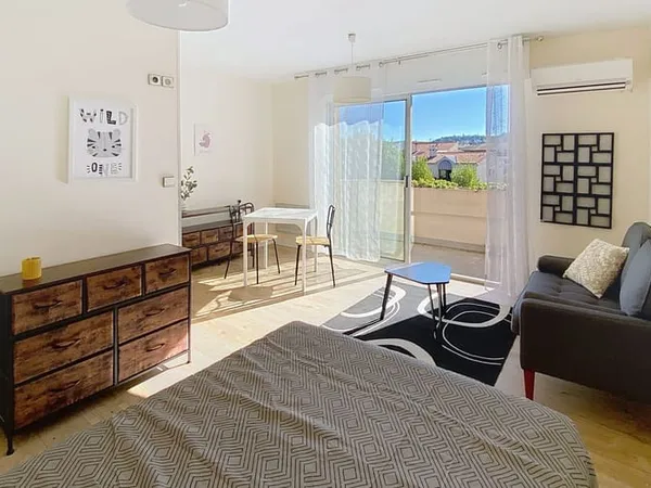 Studio 1 pièce 29 m²