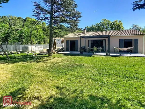 Maison 4 pièces 94 m²