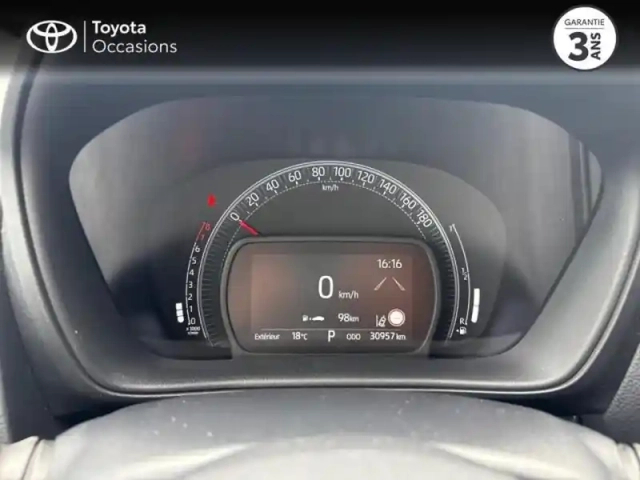 Toyota Aygo x 1.0 vvt-i 72ch design s-cvt — photo 6