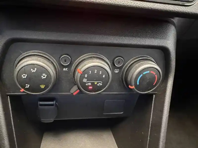 Dacia Sandero tce 90 cvt — photo 37