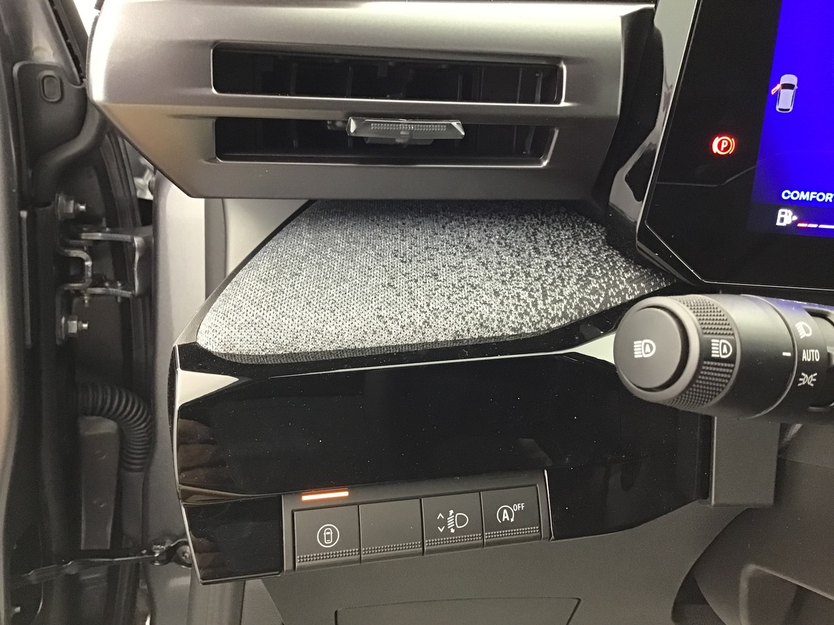 Renault Clio 6 — photo 25