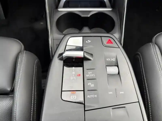 Bmw X1 sdrive18d 150ch — photo 11