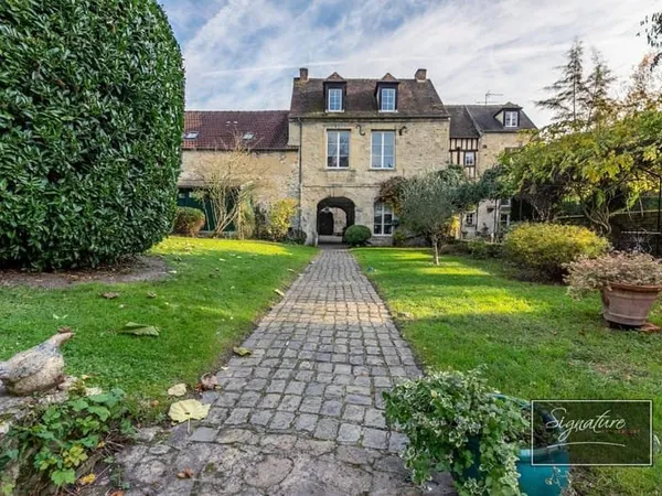 Maison 12 pièces 407 m²