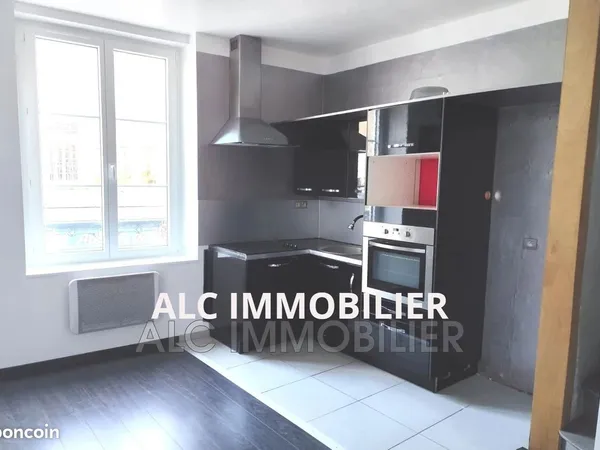 Local commercial Alençon