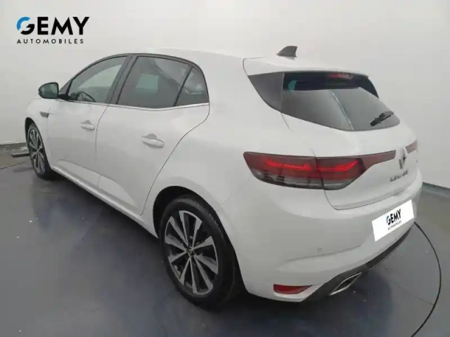 Renault Megane mégane iv berline blue dci 115 edc - 20 — photo 17