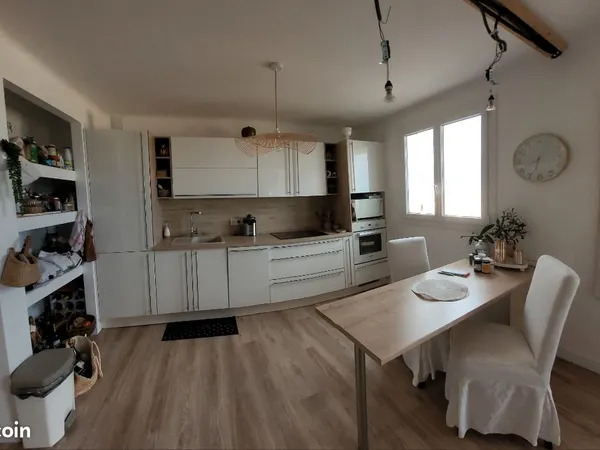 Appart 65m2, belle vue, centre
