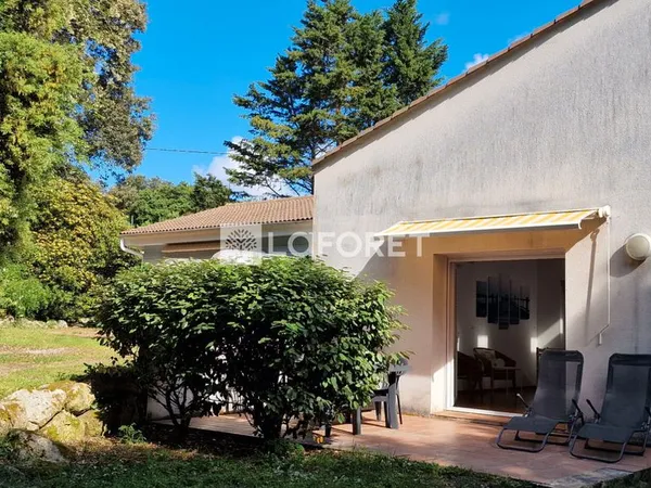 Appartement 4 pièces 48 m²