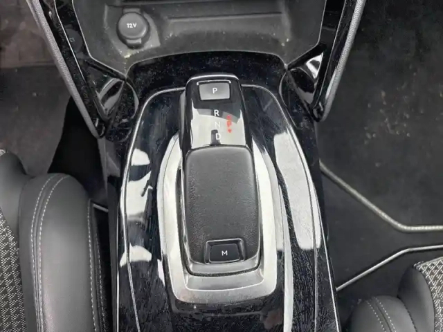 Peugeot 2008 puretech 130 s&amp;s eat8 — photo 14