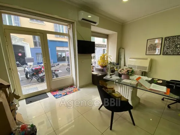 Local commercial 48 m²