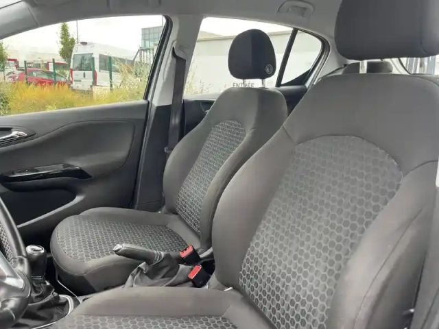 Opel Corsa 1.4 90 ch — photo 14
