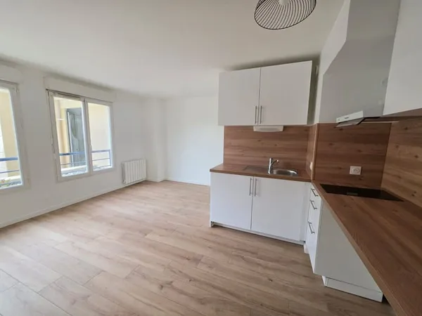 Appartement 2 Pièces + parking sous-sol