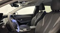 Peugeot 308 PHEV 180ch Allure Pack e-EAT8 — photo 12