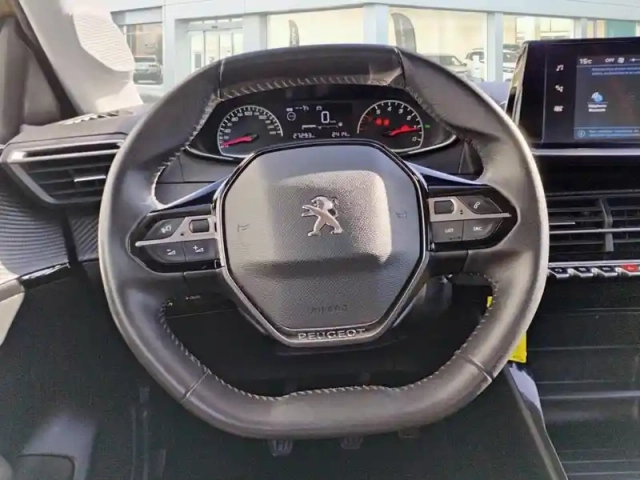 Peugeot 208 puretech 75 s&amp;s bvm5 active — photo 12