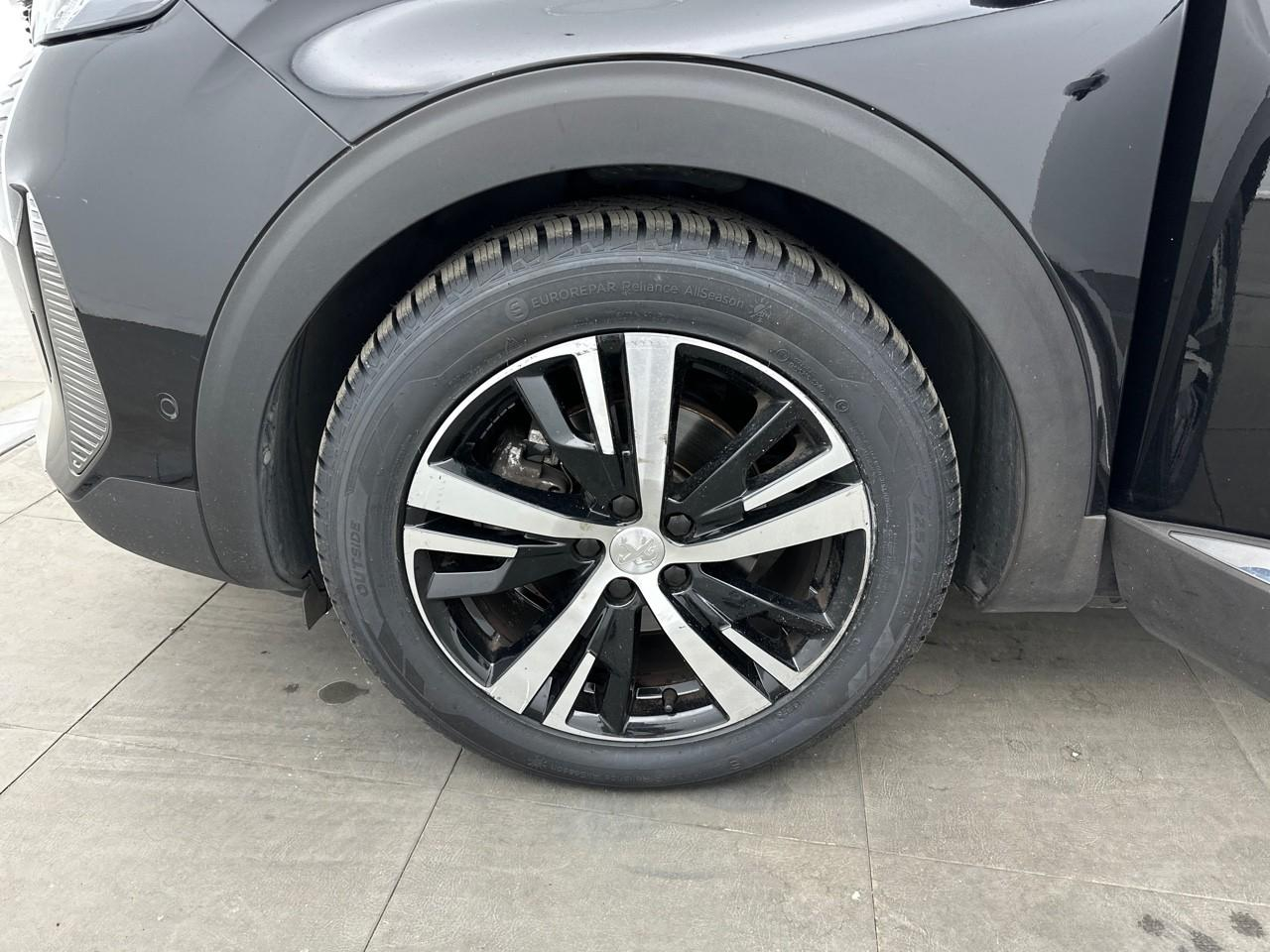 Peugeot 3008 puretech 130ch s&s eat8 gt — photo 14