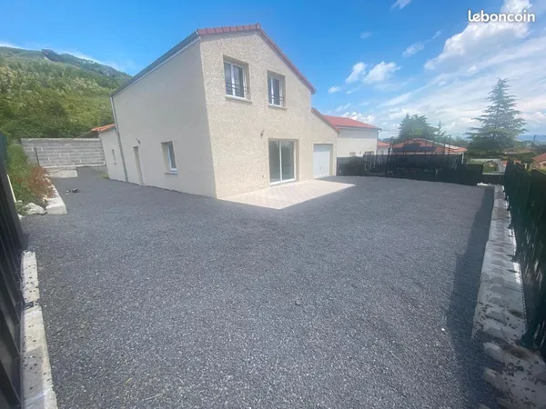 Grande villa neuve