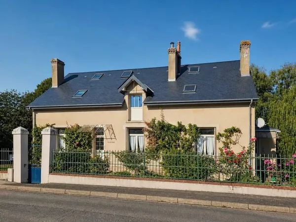 Maison 8 pièces 223 m²