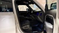 Land-Rover Defender 110 2.0 P300e PHEV X-Dynamic HSE — photo 15