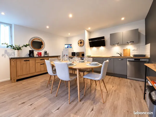 Maison meublée 57 m² + garage - Proche tram et gare