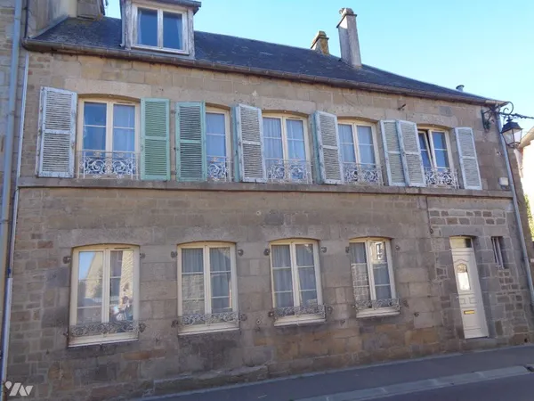 Maison 18 pièces 420 m²