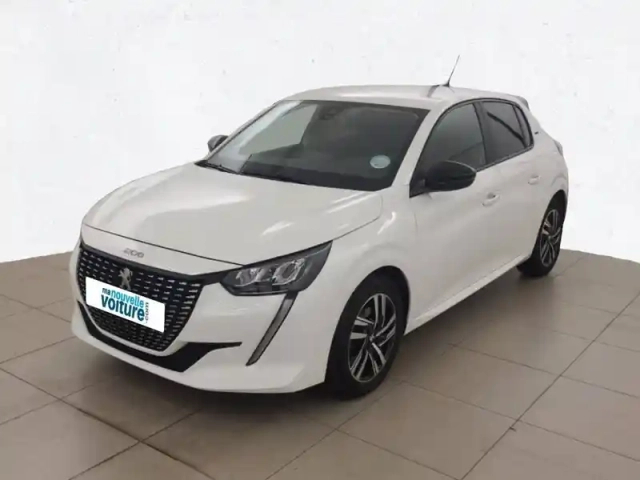 Peugeot 208 puretech 100 s&amp;s eat8 — photo 1
