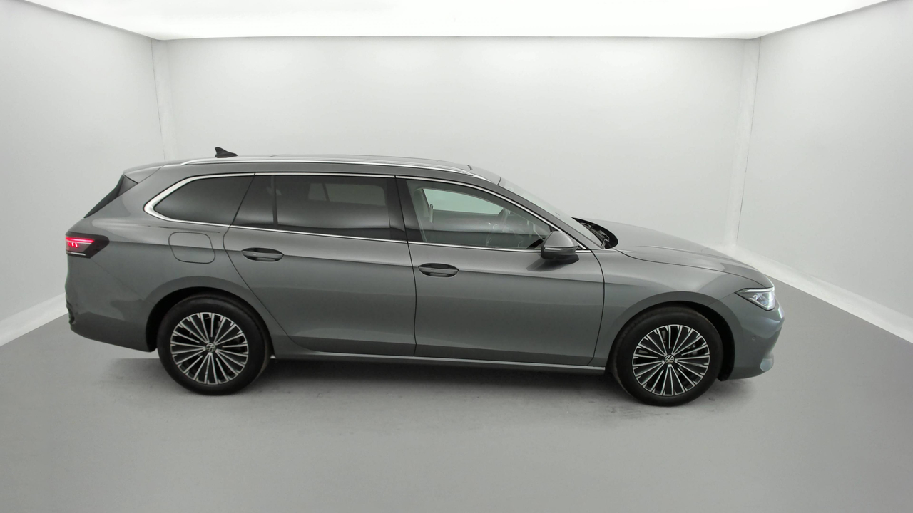 Volkswagen Passat 1.5 eHybrid 204 DSG6 — photo 6