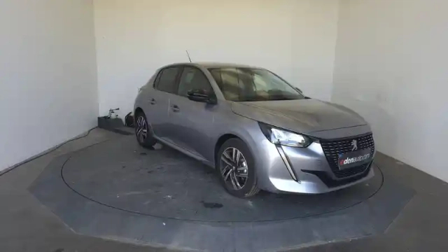 Peugeot 208 puretech 100 s&amp;s bvm6 — photo 7