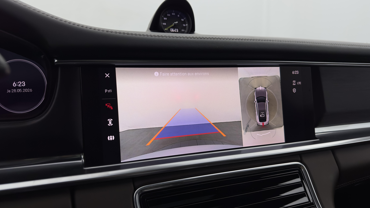 Porsche Panamera 4 V6 2.9L 462 Hybrid — photo 24