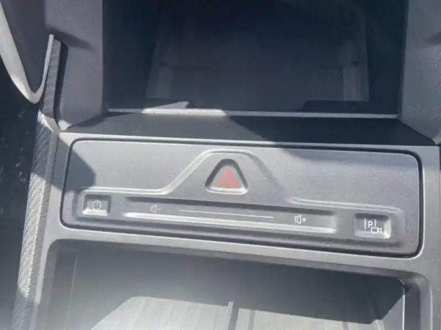 Ford Explorer 170ch standard range 52kwh pack premium rwd — photo 20