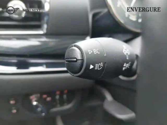 Mini Mini clubman cooper  136ch canonbury — photo 14