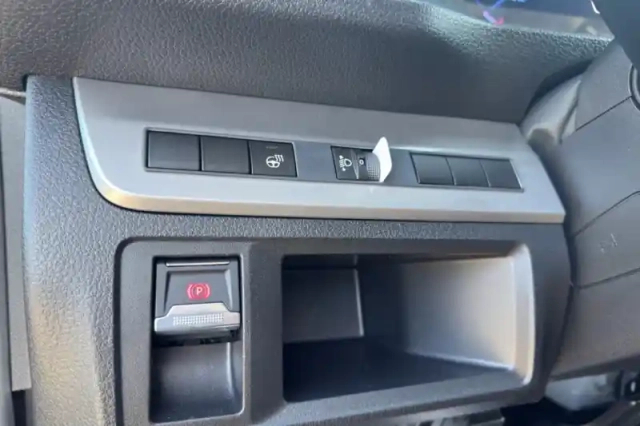Peugeot Expert ca fixe m diesel 150 ch automatique — photo 18