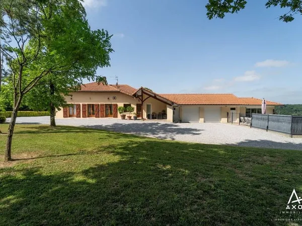 Maison de plain-pied 6 pièces 154 m²