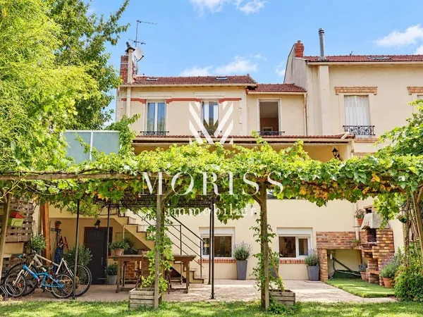 Maison 8 pièces 190 m²