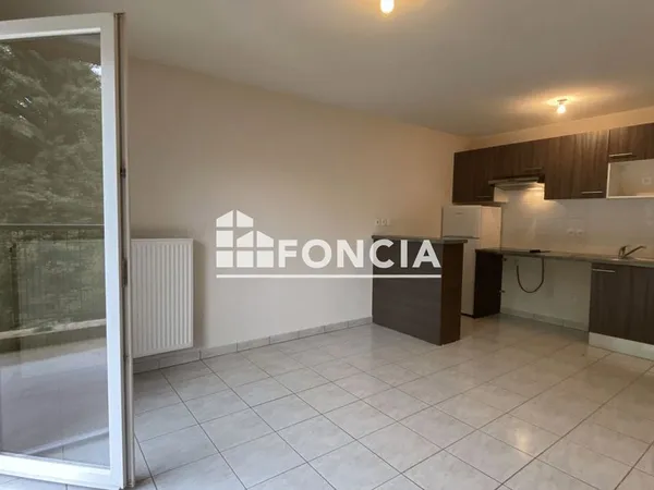 Appartement Location La Rivière-Saint-Sauveur 3p 57m² 662€