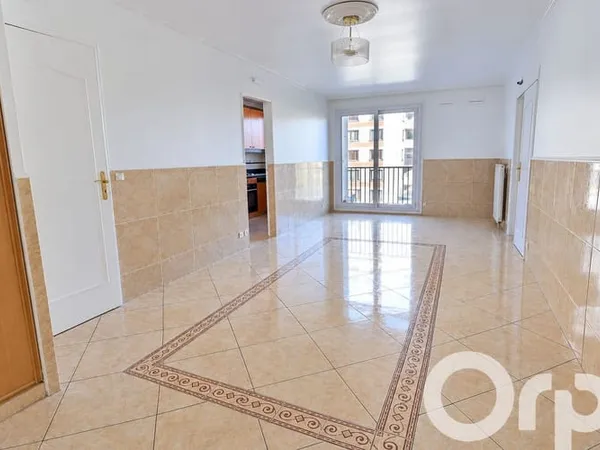 Appartement 4 pièces 77 m²