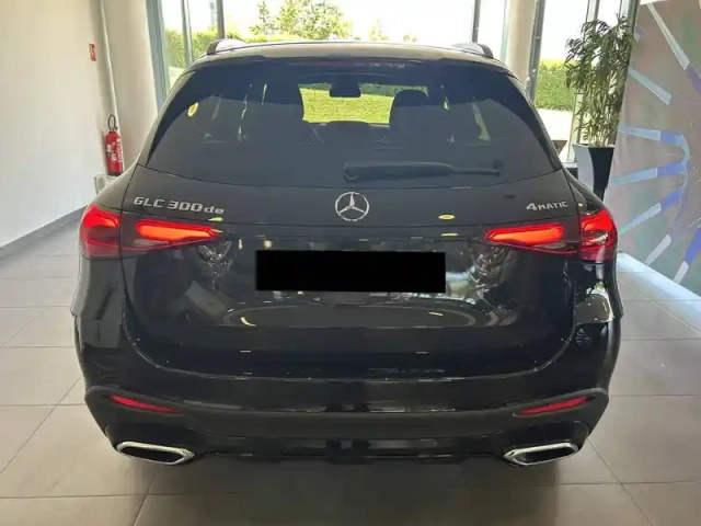Mercedes Glc 300 de hybrid eq 9g-tronic 4matic — photo 19